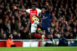 阿森纳主场大胜，重返前四位置