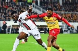 包含马赛主场不敌里斯本竞技，遭受惨败的词条