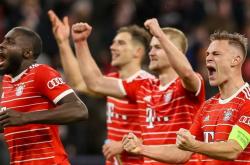 哈维梅开二度，拜仁全胜晋级欧冠八强的简单介绍