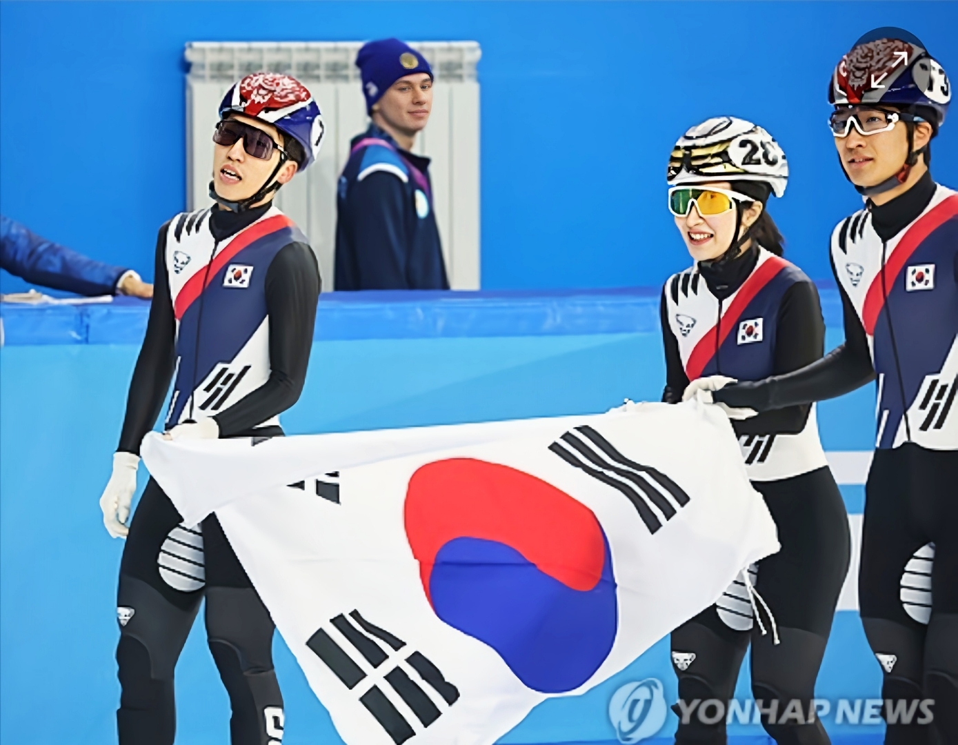 韩国代表团在滑雪比赛中表现出色 韩国代表团在滑雪比赛中表现出色