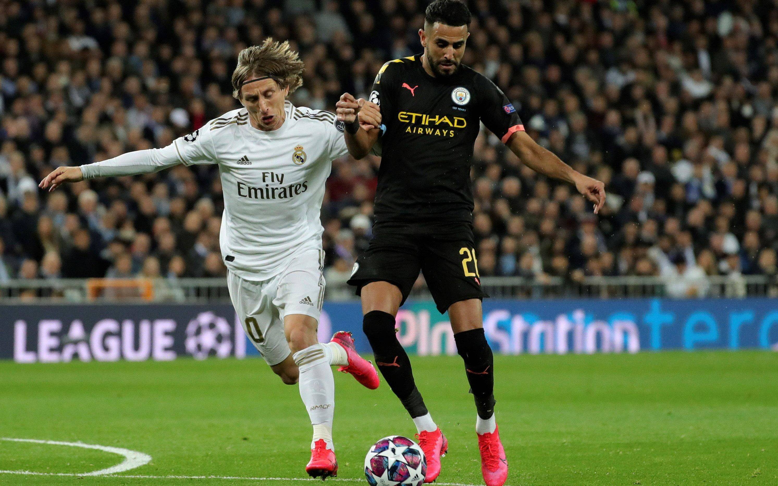 难分胜负:皇家马德里对阵巴黎 难分胜负:皇家马德里对阵巴黎