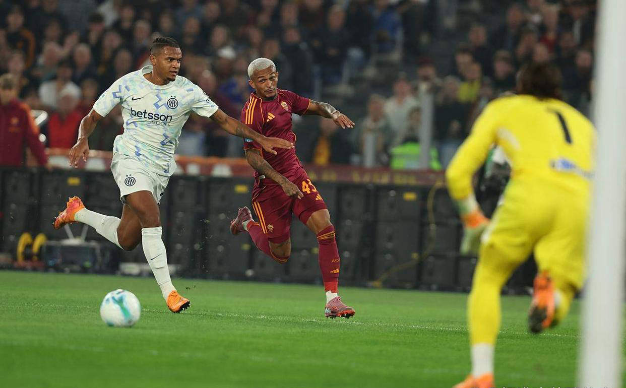 国际米兰下半场实力迸发,连入三球的简单介绍 国际米兰下半场实力迸发,连入三球的简单介绍