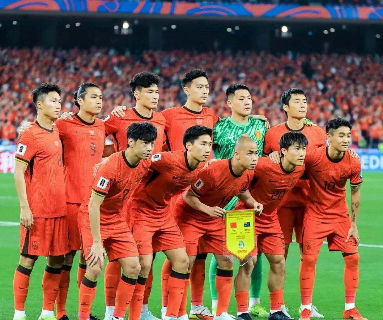 包含本土足球联赛球员大放异彩,球队斗志昂扬的词条 包含本土足球联赛球员大放异彩,球队斗志昂扬的词条