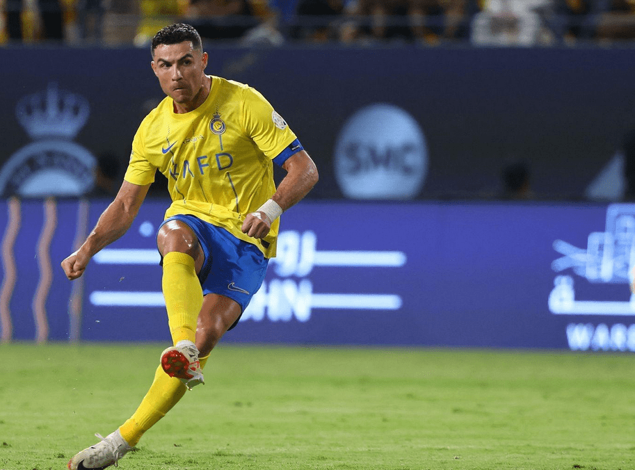 精妙战术调整助球队逆转胜利气息神勇的简单介绍 精妙战术调整助球队逆转胜利气息神勇的简单介绍