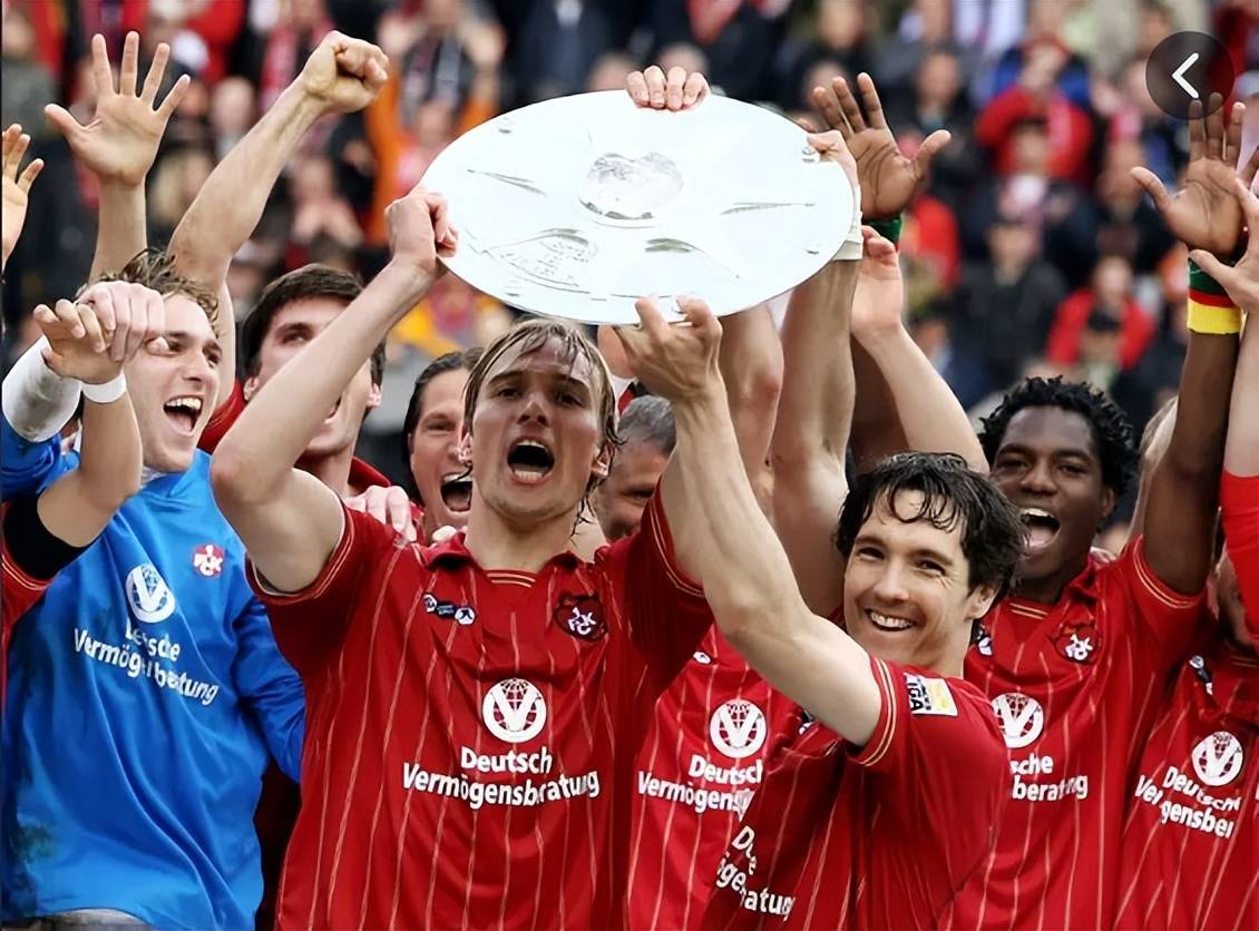 关于汉诺威客场告捷，升级积分榜排名的信息