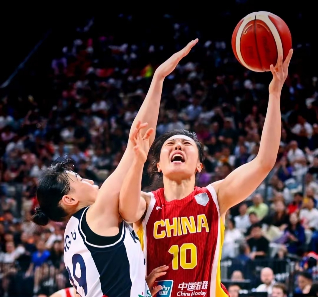 顶尖国内篮球赛事展现强队实力，引发球迷狂热的简单介绍