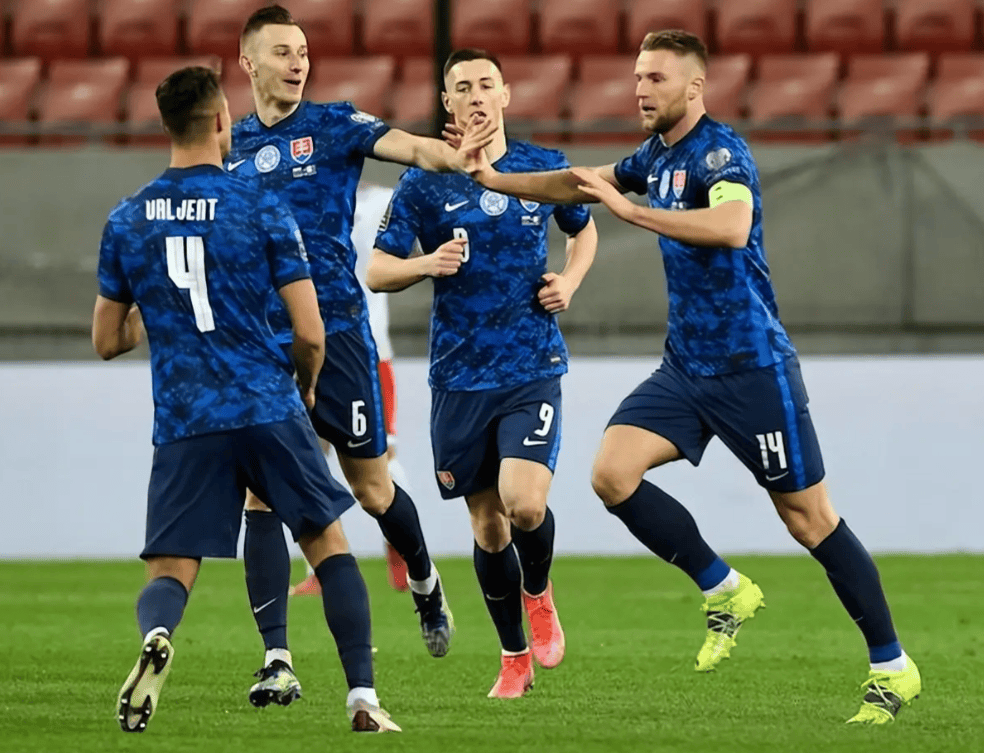 斯洛伐克队实力不俗,闯入欧洲杯淘汰赛 斯洛伐克队实力不俗,闯入欧洲杯淘汰赛